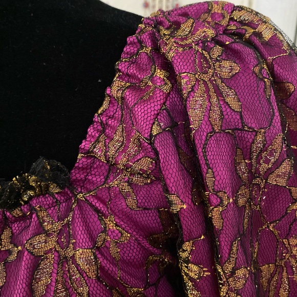 Boho gypsy lace renaissance crop top bell sleeve - Picture 7 of 12